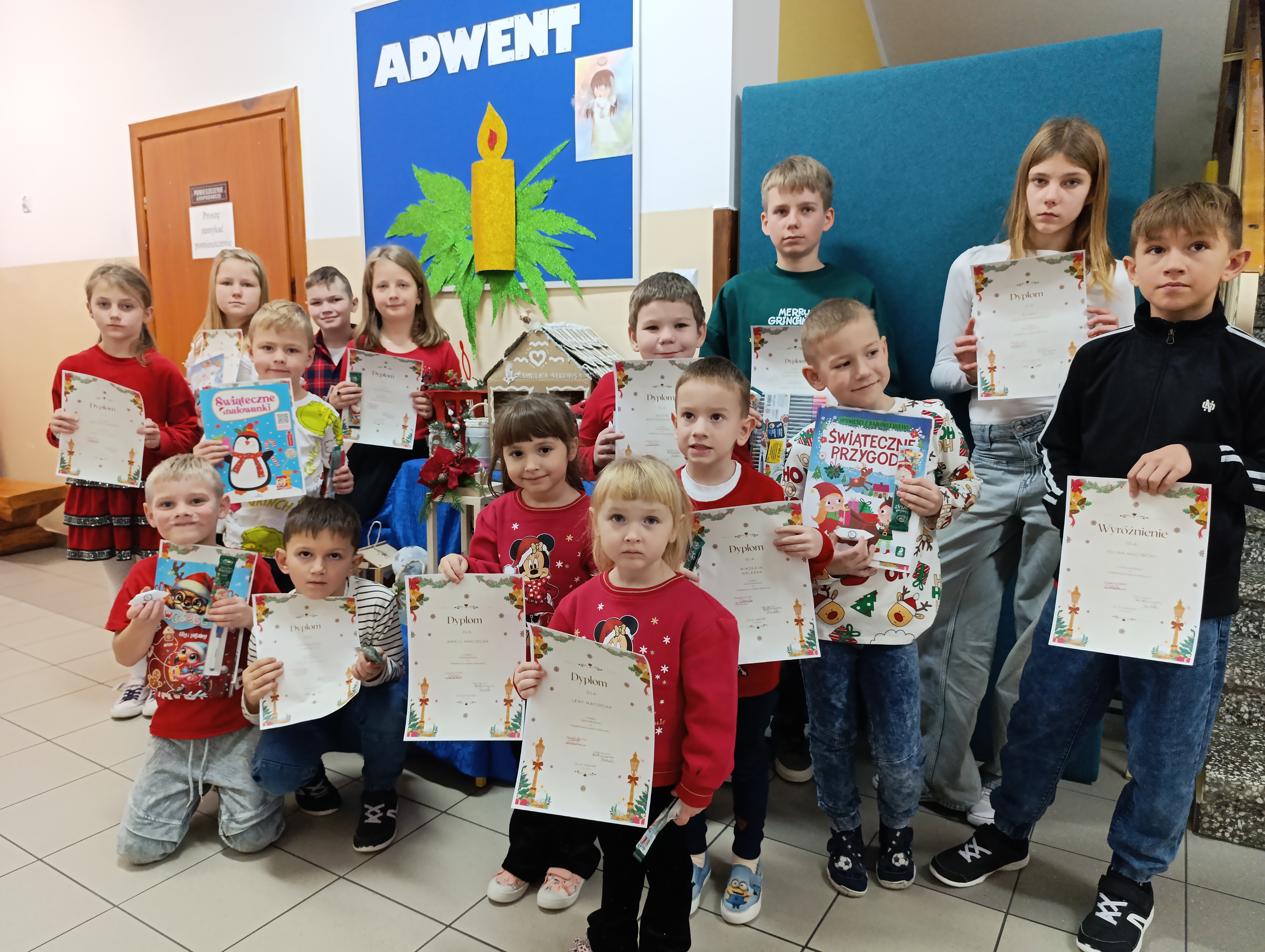 Najpiękniejszy Lampion Adentowy